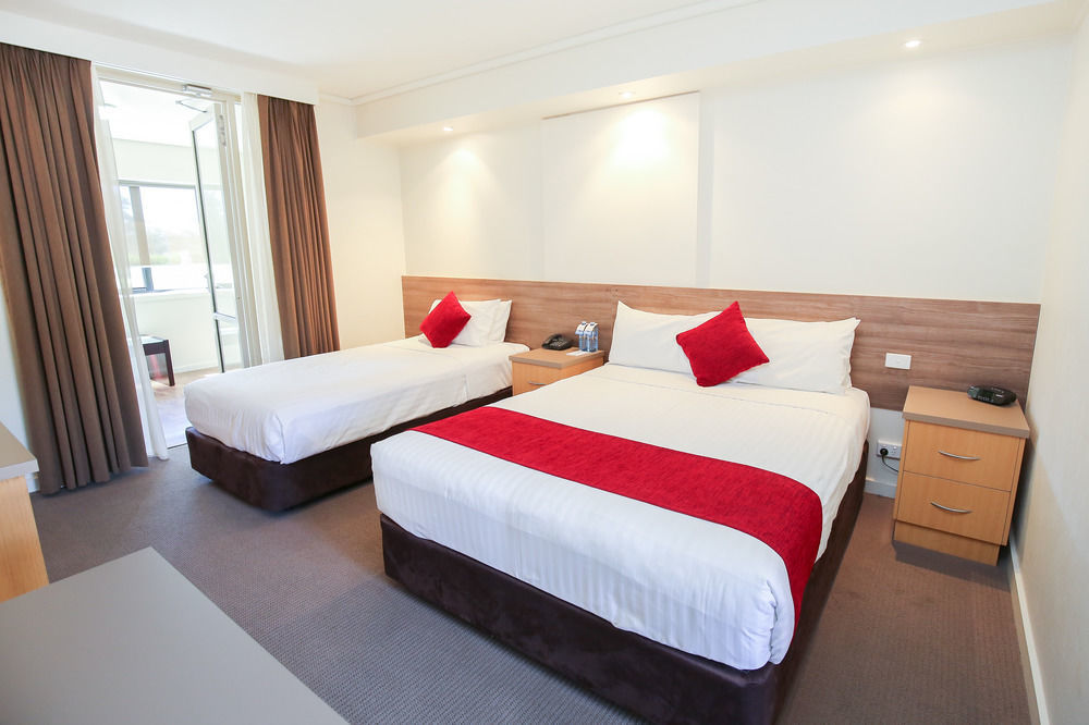 Commodore Mildura Motel Extérieur photo
