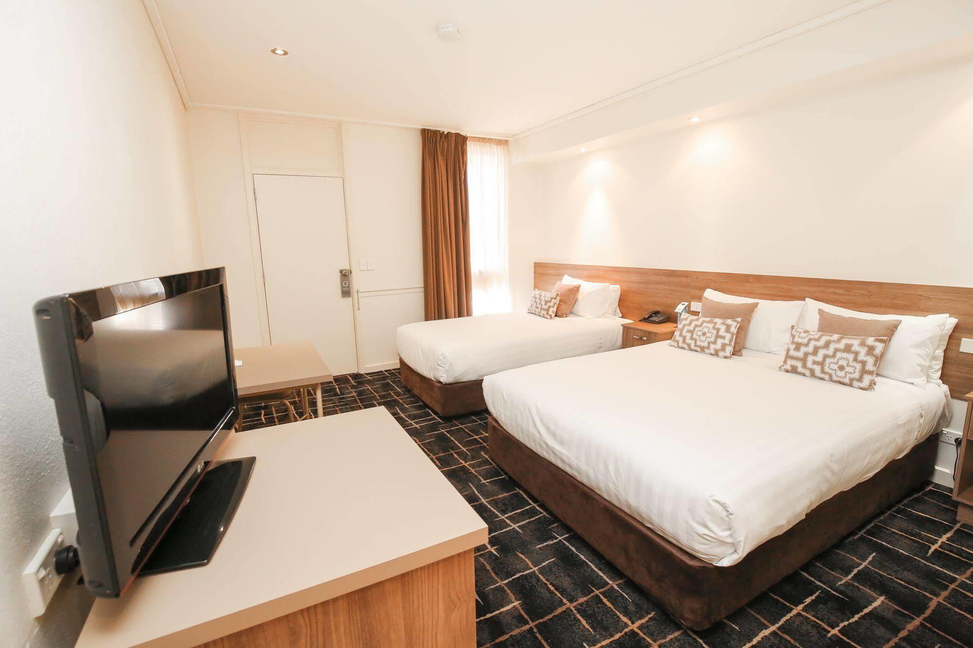 Commodore Mildura Motel Extérieur photo